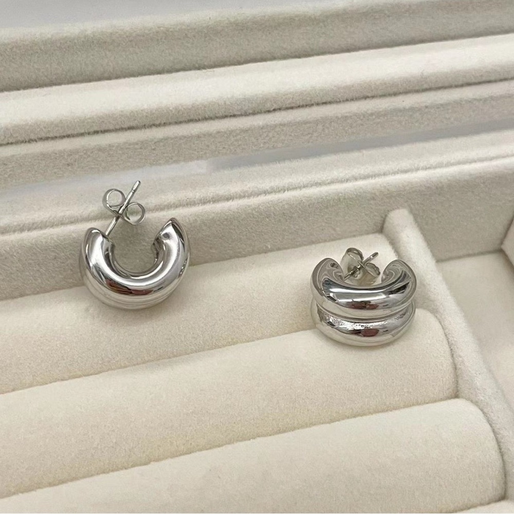 Silver Chunky Mini Hoop Earrings*Everyday Hoops*Waterproof Earrings*ML - Picture 6 of 7